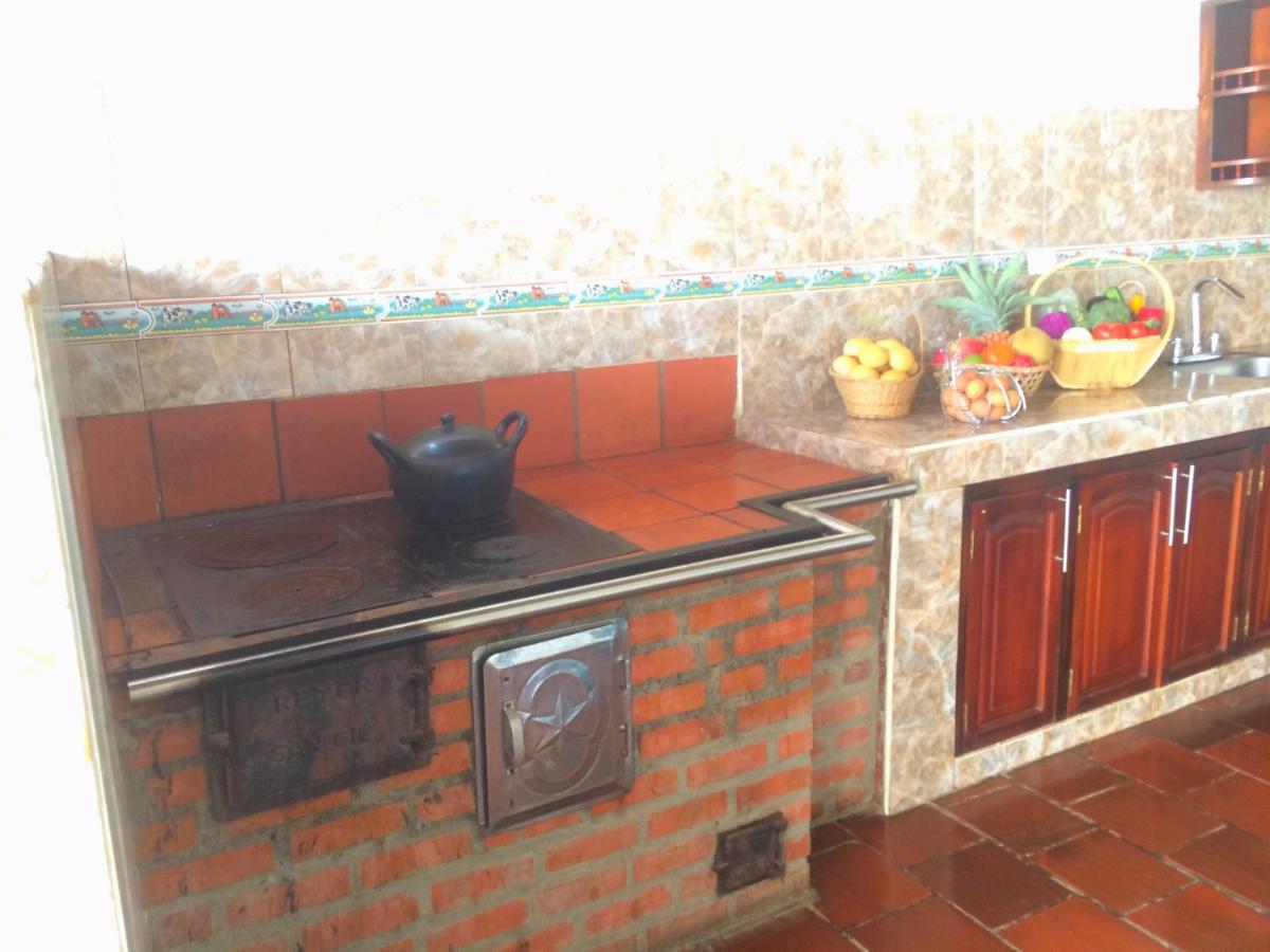 Ostello La Hacienda San Gil Esterno foto